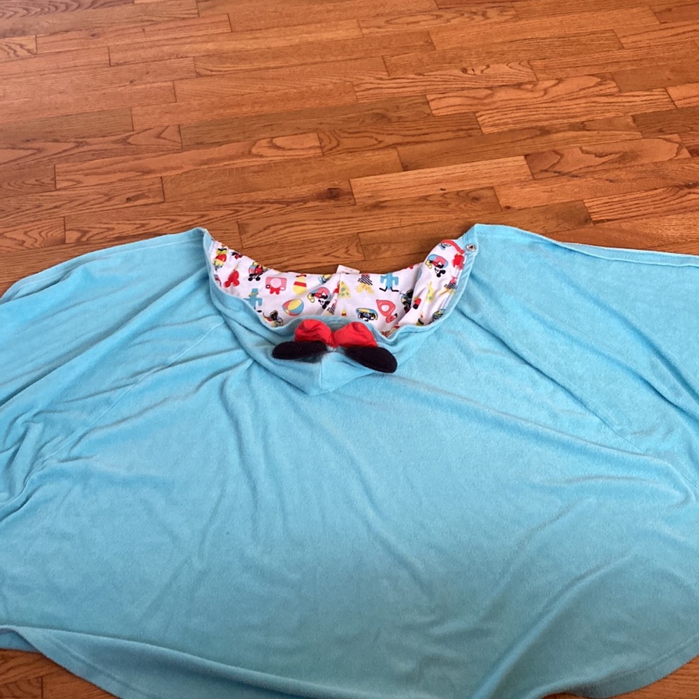 Disney snack Minnie Mouse pool terry cloth beach cover up Beach theme Cape - Picture 6 of 7